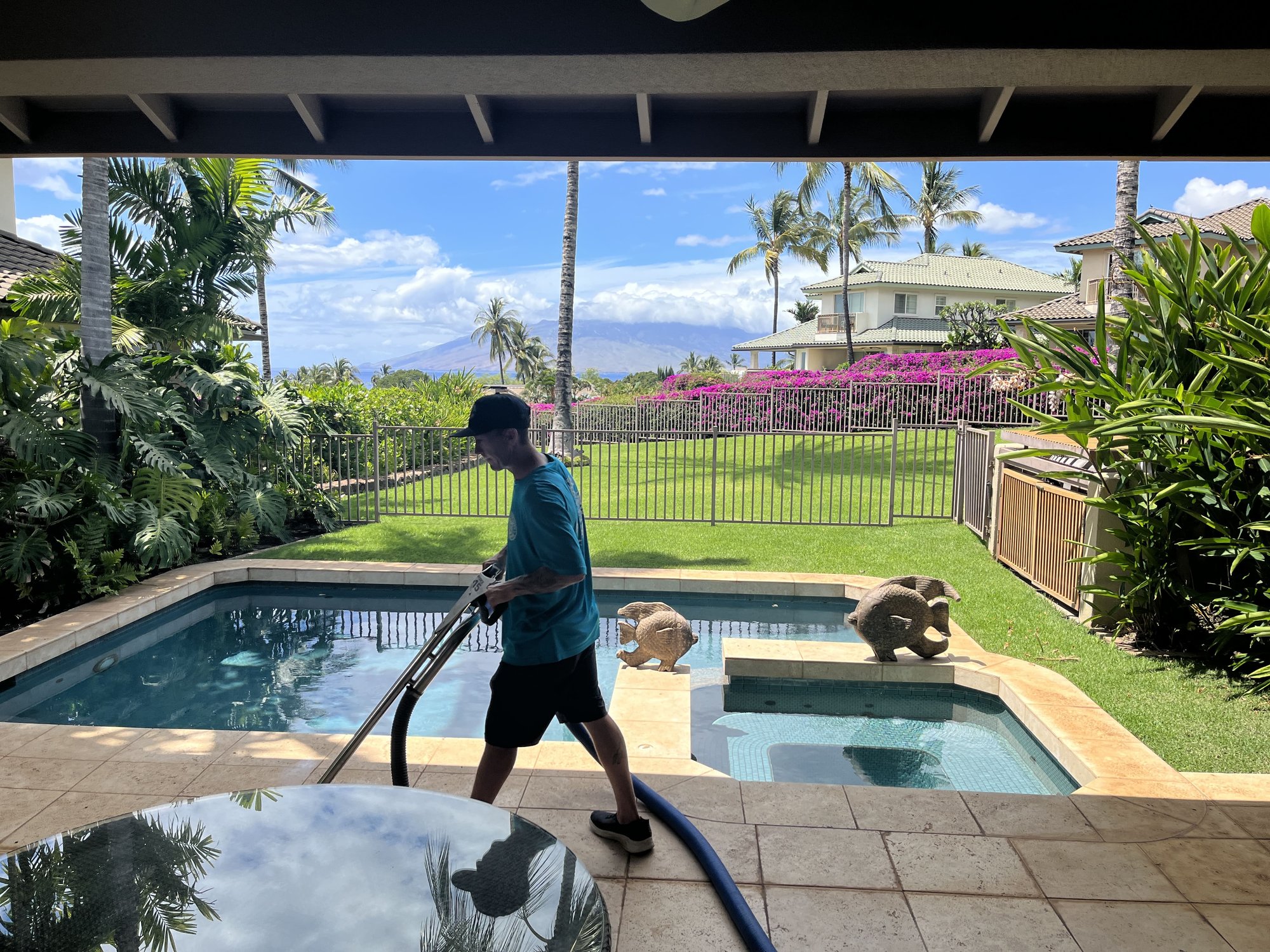 Top-rated floor cleaning service in Kihei, HI by CSI Carpet Cleaners